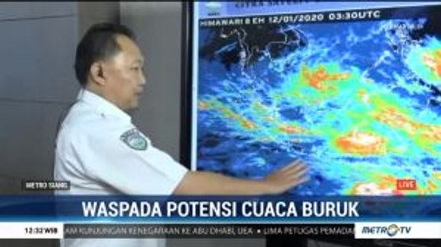 BMKG Prediksi Gelombang Tinggi dan Hujan Lebat Terjadi di Sejumlah Daerah