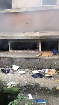 RDC - Sommés d'évacuer la cité universitaire des étudiants mettent le feu à certains homes