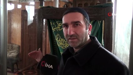 2 bin 200 parçanın birbirine geçirilmesi ile yapılan minber tarihe ışık tutuyor