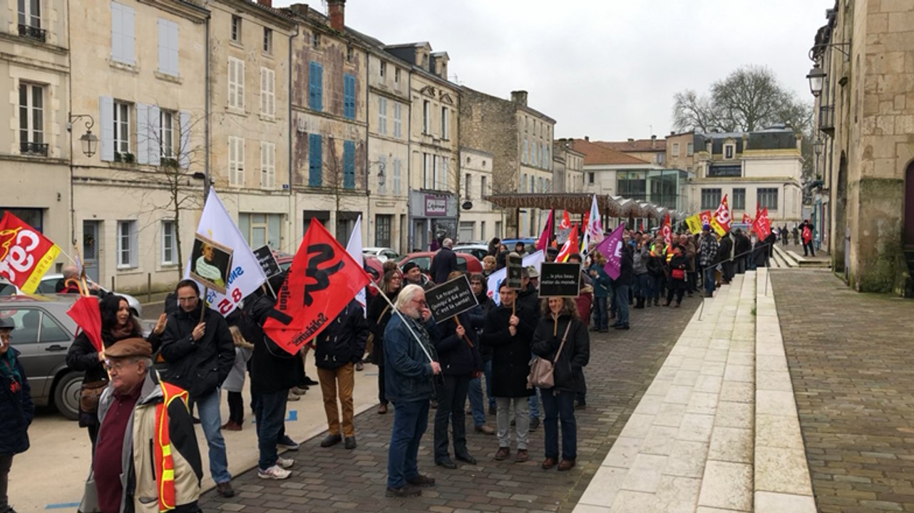 Grève du 9 janvier à Fontenay-le-Comte. Le cortège de l’exaspération contre la réforme des retraites