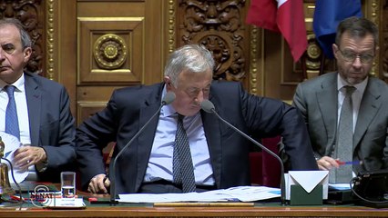 QAG - Martine BERTHET "N'avez-vous pas le sentiment qu'il y a un fossé entre l'engagement initial d'EmmanuelMacron de ne pas toucher à l'âge légal de départ et la réalité des conséquences de votre projet pour les Français ?"
