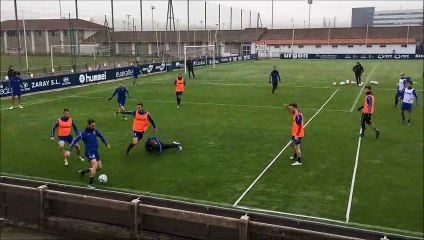 Entrenamiento de Osasuna en Tajonar antes de jugar ante el Haro