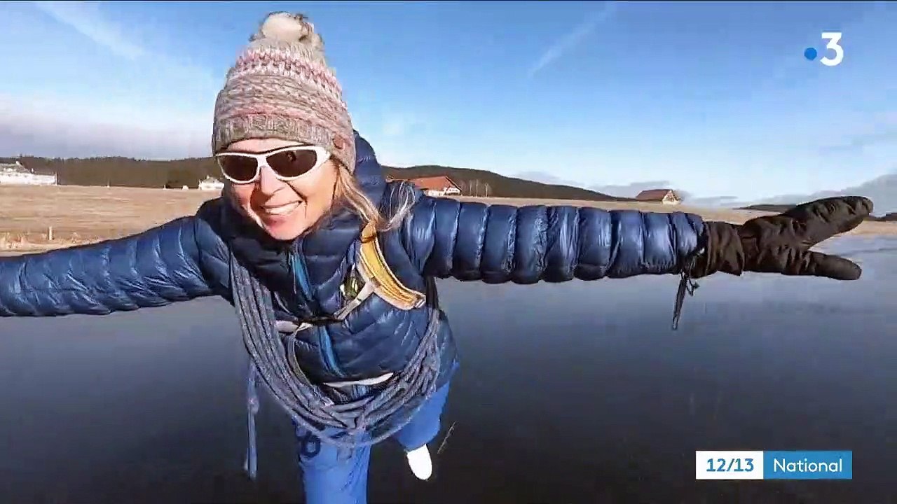 Suisse : le majestueux lac des Taillères se transforme en patinoire à ciel ouvert