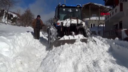 Kütahya 3 gün sonra kar esaretinden kurtarıldılar