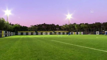 Fenerbahçe'nin Antalya kampı devam ediyor