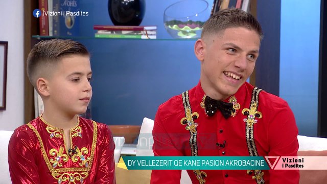 Vizioni i pasdites - Vëllezërit e akrobacisë dhurojnë spektakël në studio - 9 Janar 2020 Vizion Plus