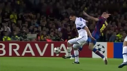 Sergio Busquets - kendini yere atma