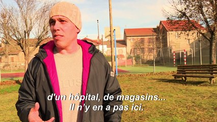 En Lozère, des demandeurs d'asile dynamisent un village "du bout du monde"