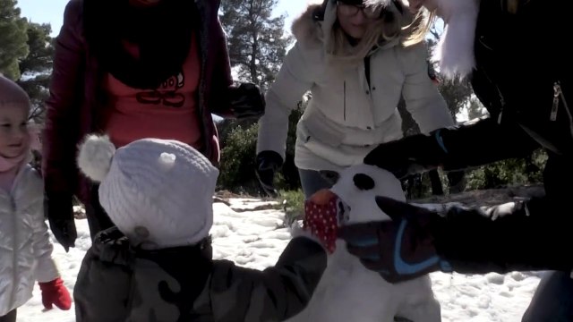 Grèce: premières chutes de neige aux alentours d'Athènes