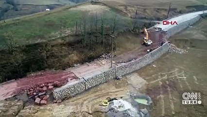 Çöken yolda onarım çalışması başlatıldı