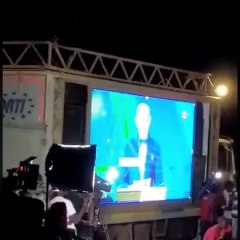 فرحة أهل قرية بومبالي (مسقط رأس ساديو ماني) أثناء تتويج ابن قريتهم بجائزة أفضل لاعب في إفريقيا