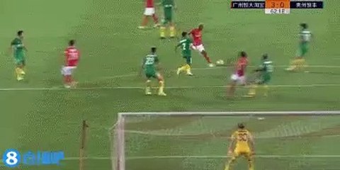 Talisca Çin'deki ilk maçında şov yaptı