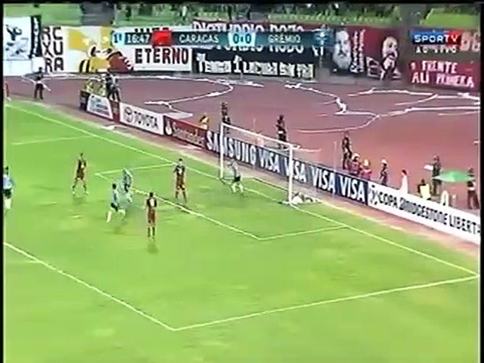 Elano yine attı ama...