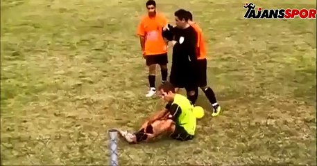 Hakemden sert harekete beyaz kart! Evet beyaz...