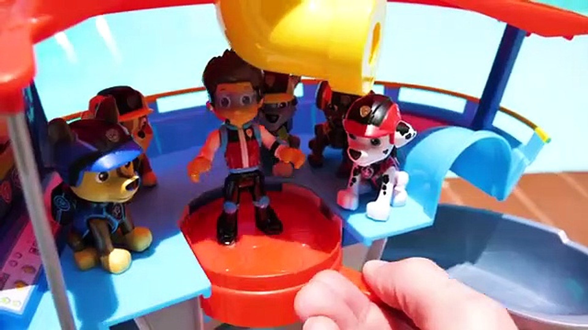 Aprende los Colores con Video Educativo para Niños! Compilación de Juguetes  de Paw Patrol 