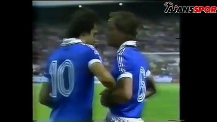 Futbolun kabadayıları: 10 Harald Schumacher