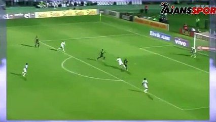 Alex de Souza gollerine devam ediyor!