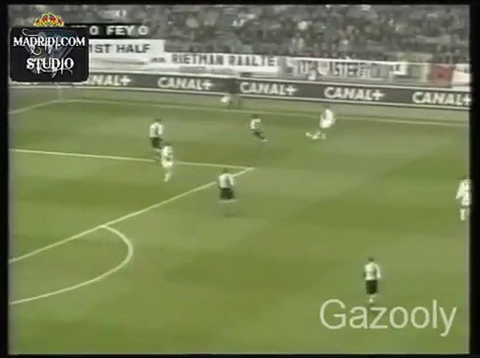 13. Rafael Van Der Vaart vs. Feyenoord