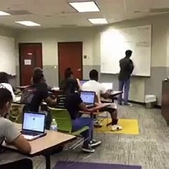 Öğrencilerin derste attığı bu basket paylaşım rekoru kırdı