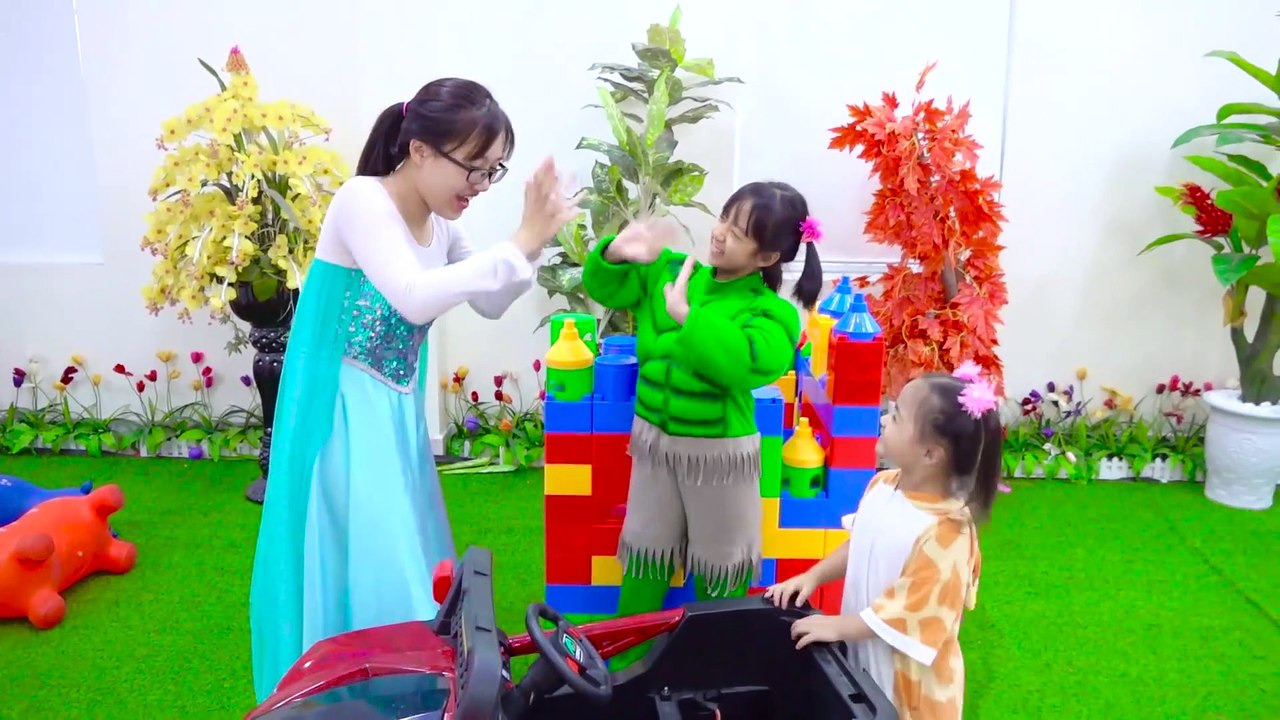 Chanson Superman | Comptines Et Chansons | À Bébé Chanson