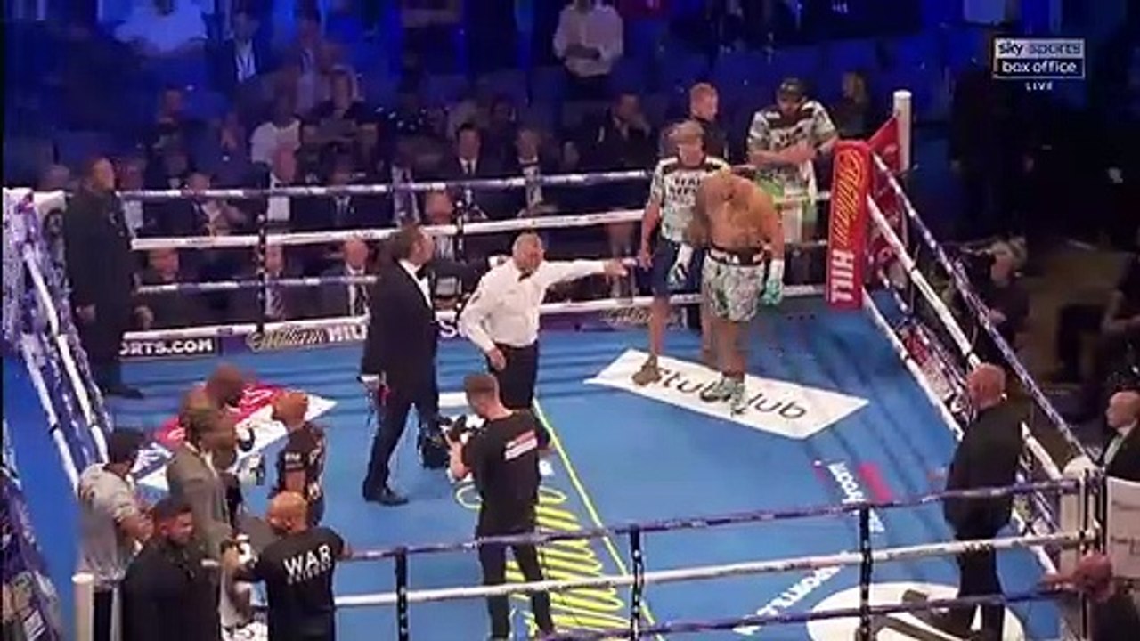 Dereck Chisora vs Artur Szpilka (1080p60) Full Fight HD 2019 720 x 1272