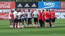 Beşiktaş Sivasspor maçı hazırlıklara başladı! Tosic..
