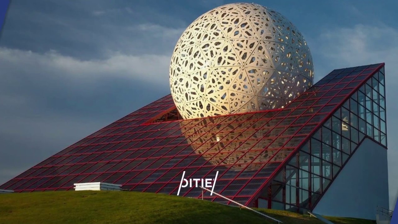 "POITIERS" Top 37 Tourist Places | Poitiers Tourism | FRANCE