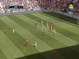 Milli Takımımızdan bir ilginç frikik organizasyonu...