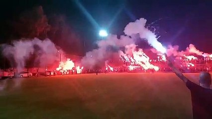 Adana Demirspor taraftarından Denizlispor maçı öncesi tesis ziyareti!