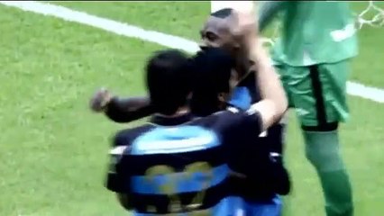 Yatarak gol atan adam: Walter Calderon