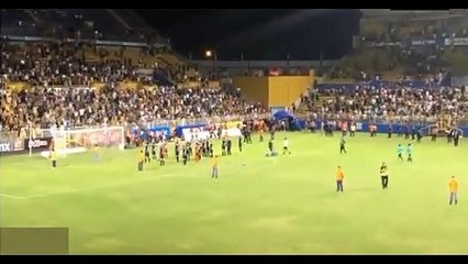 Meksika'da Maradona rüzgarı! Maç sonunda balina çağırdılar!