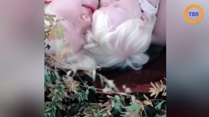 Deux sœurs albinos deviennent des mannequins à succès