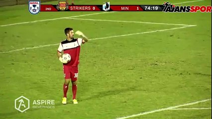 Kendi kalesine geri geri üstelik kafayla...