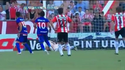 Ayarsız kaleci! Penaltı kurtardı sonra...