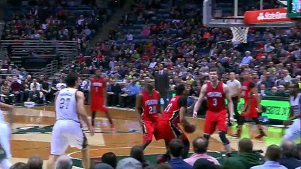 Anthony Davis 43 sayıyla kariyer rekorunu yineledi