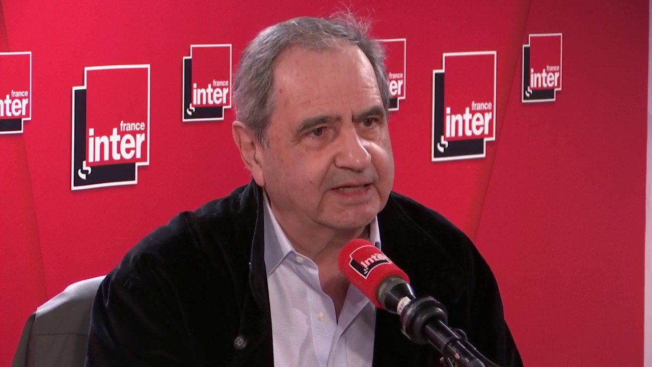 Pierre Rosanvallon, historien et sociologue : "Au nom de la souveraineté du peuple, Napoléon III a été le premier à critiquer la liberté de la presse et les partis, en disant aux journalistes que personne ne les avait élus."