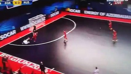 Futsal tarihine damga vurur! İnanılmaz gol...