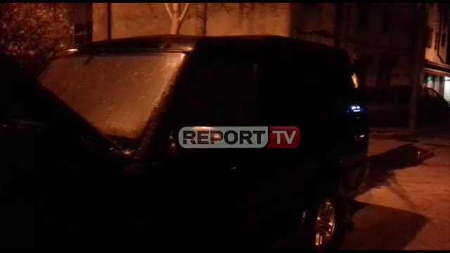Lyhet me benzinë dhe i vihet flaka 'Land Rover' it në Fushë Krujë, pronari Nuk kam konflikte