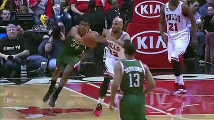Milwaukee Bucks 90 - 102 Chicago Bulls