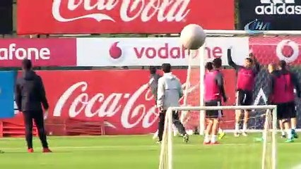 Beşiktaş, Fenerbahçe maçı hazırlıklarını sürdürdü