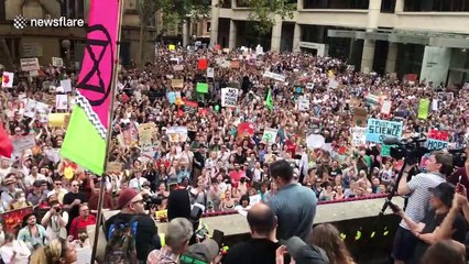 Sydney protesters gather to demonstrate against government's inaction on climate change