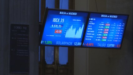 El Ibex 35 pierde los 9.600 tras la apertura al ceder un 0,06 % mientras espera el paro de EEUU