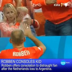 Robben ağlayan oğlunu böyle teselli etti!