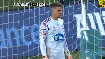 Del Piero penaltı kaçırdı...