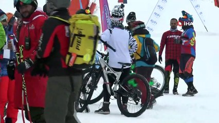 Palandöken'deki Outdoor Festivalinde adrenalin dolu anlar yaşandı