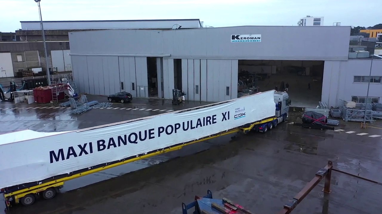 VoileBanquePop  2019 : ARRIVÉE DE LA COQUE CENTRALE DU MAXI BANQUE POPULAIRE XI À LORIENT - VOILE BANQUE POPULAIRE