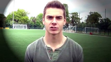 Fulhamlı genç oyuncunun rugby topu ile sınavı!