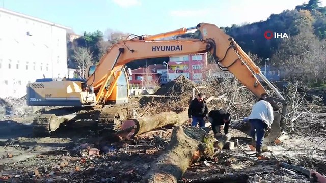 Kazı sırasında bulunan top mermileri imha edildi