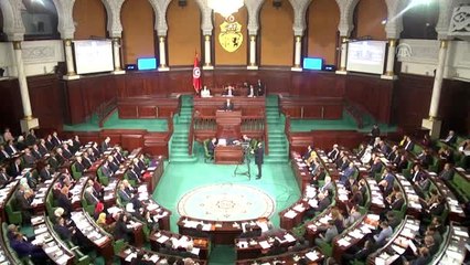 Tunus meclisinde güvenoyu oturumu (2)