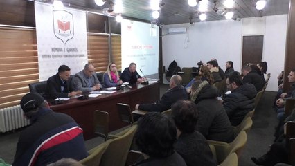 Debat për strehimin në Gjakovë-Lajme